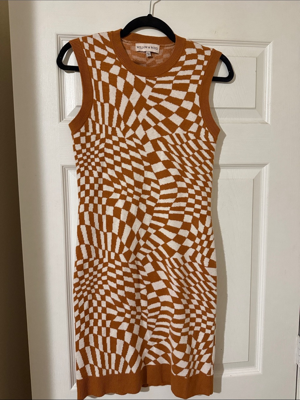 Sleeveless Bodycon Knit Dress in Rust & White Optical